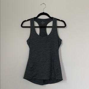 Workout tank top